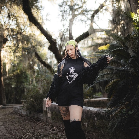 𝕾𝖆𝖈𝖗𝖊𝖉 𝖍𝖊𝖆𝖗𝖙 𝖗𝖔𝖒𝖕𝖊𝖗 ♡ - Picture 3 of 11